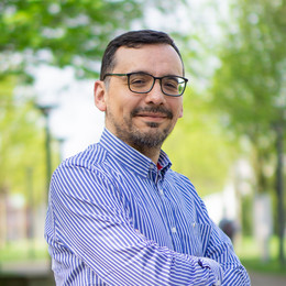 Dr. Marcos Valdebenito